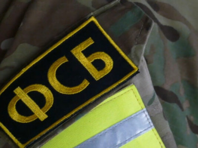 ФСБ заарештувала кримську татарку за нібито передачу даних про склад ПММ у Криму – правозахисники