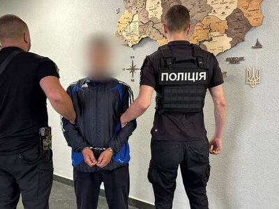 На Закарпатті затримали чоловіка, який написав на стінах храму “мадярів на ножі”: мотиви встановлюють