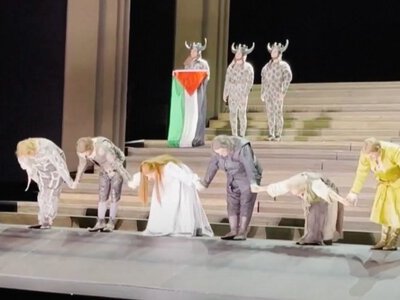 Скандал у Королівській опері: актор розгорнув прапор Палестини під час поклону