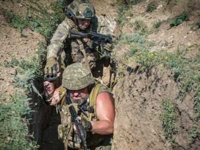 Росія продовжує активні дії на всіх основних напрямках: оперативна інформація
