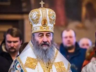 Навіщо змушувати Онуфрія «відрікатися» від Кіріла?