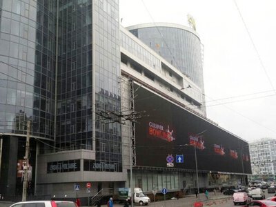«Ощадбанк» і «Укрексімбанк» отримали у власність ТРЦ «Гулівер»