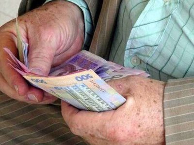 Пенсія при 34 роках стажу у 2025 році: скільки платитимуть