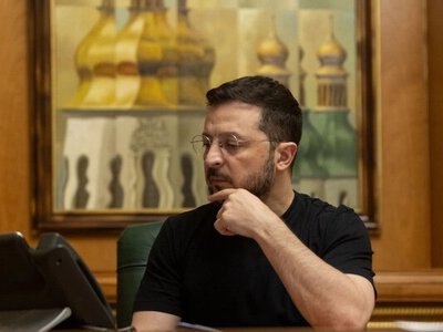 Зеленський підписав закони про реформу АРМА та факторинг