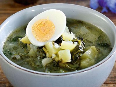 Зелений борщ по-українськи