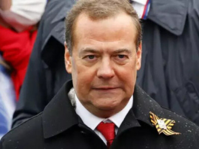 Грем отримав жорстку відповідь медведєва: Працюйте заради Америки насамперед, дідусі!