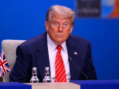 Трамп може дозволити українцям залишитися в США до закінчення війни з росією
