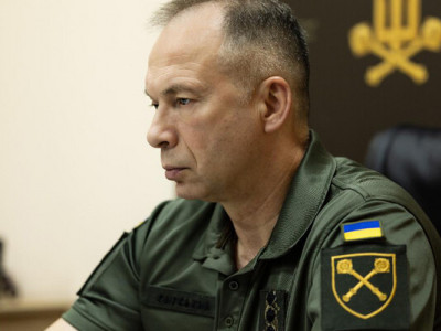 Сирський закликав посилити безпеку на полігонах через загрозу ударів