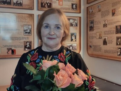 Ми - країна, яка тримає світ. А Україну тримає українське слово.