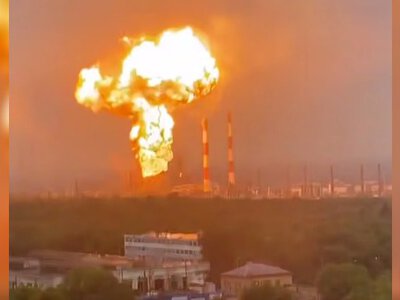 Масована атака дронів на Росію: вибухи, пожежі й зупинка аеропортів