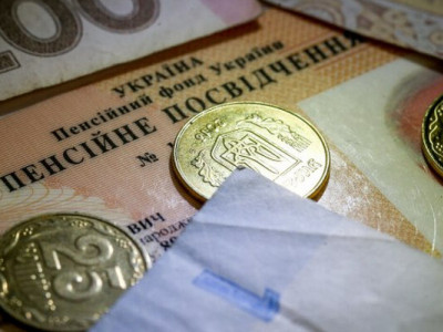 Рада хоче звільнити всіх пенсіонерів-ФОП від сплати ЄСВ