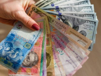 Без 15 років стажу про виплати і не мрійте: чиновниця пояснила особливості виходу на пенсію у 2025 році