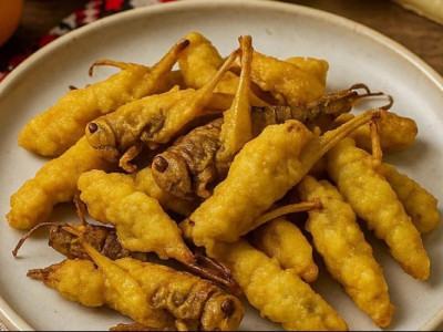 Комаха у клярі чи з часником. В Україні народжується новий гастротренд