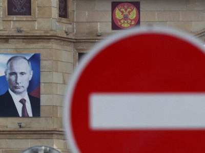 У Білому дому вважають, що зустріч Віткоффа та Путіна “пройшла добре”, але вторинні санкції проти РФ все одно планують запровадити 8 серпня