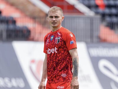 Екс-гравця Вереса напередодні матчу чемпіонату України забрали до ТЦК
