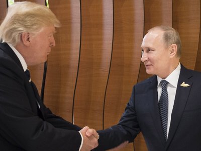 Трамп протистоїть злу: Духівник президента США пояснив, навіщо той зустрічається з путіним
