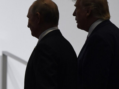 Трамп хоче посадити Зеленського та путіна за стіл переговорів
