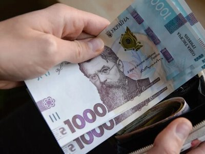 В Україні підвищать мінімалку: як зміняться зарплати, пенсї та штрафи