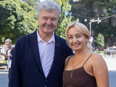 Порошенко сильно схуд, його не впізнати