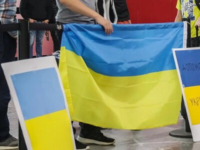 США депортували перших українських біженців