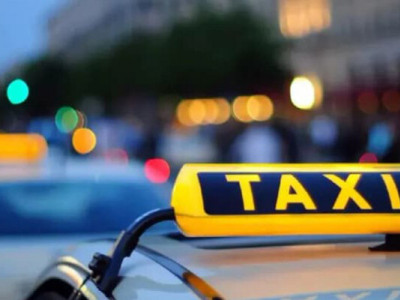 У Києві дозволять роботу таксі в комендантську годину