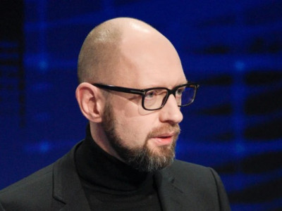 Безглуздо! - Яценюк відреагував на пропозицію безпеки від рф і Китаю. Треба реально діяти
