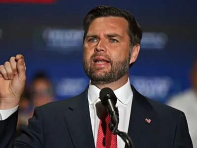 Венс заперечує, що обшук ФБР у ексрадника Трампа був помстою – NBC News
