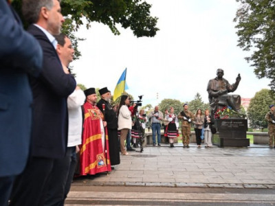 День Незалежності України: українці вшанував борців за свободу