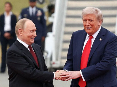 На Алясці Путін повернув Трампа під свій вплив – Болтон