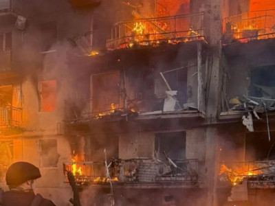 Масований удар дронами по Дружківці: двоє поранених, пошкоджено цивільний транспорт