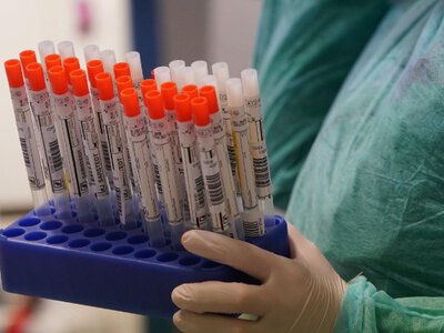Нова хвиля COVID-19: те, що відбувається зараз, шокує лікарів