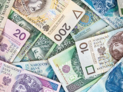 Українці сплатили майже 19 млрд злотих податків у Польщі та додали понад 2% до її ВВП