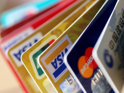 Банки посилили контроль за рахунками пенсіонерів: частина виплат може бути призупинена