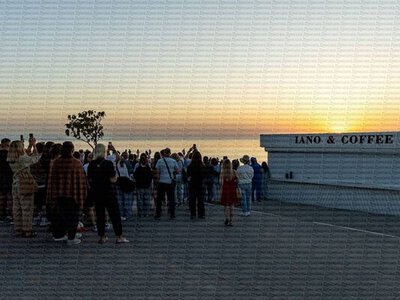 Світанок під піаніно на Ланжероні під загрозою? На набережній «виріс» величезний МАФ