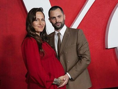 Зірка Netflix Пенн Беджлі став батьком хлопчиків-близнюків