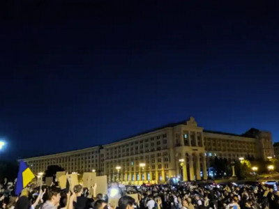 У Києві пройшов протест проти закону про відповідальність військових