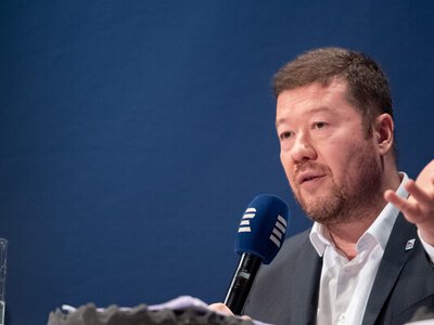 Сенсація: чеський політик-популіст погрожує масовою депортацією українців