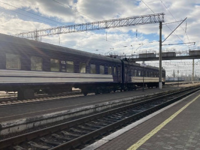 Через обстріл у Кременчуці «Укрзалізниця» змінює маршрути поїздів і скасувує рух електрички