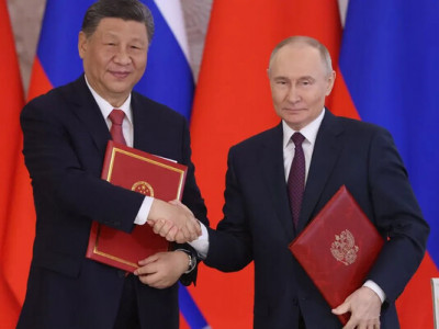 Китай нарощує імпорт російського газу в обхід санкцій — Bloomberg