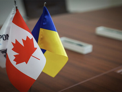 Канада до кінця року передасть Україні всі 50 БТР ACSV, – міністр на “Рамштайні”