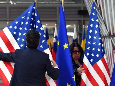 Плата за купівлю російської нафти: Трамп запропонував ЄС ввести 100%-тарифи проти Індії та КНР - AFP та FT