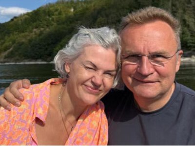 Звідки такі гроші? Українці шоковані статками Садового