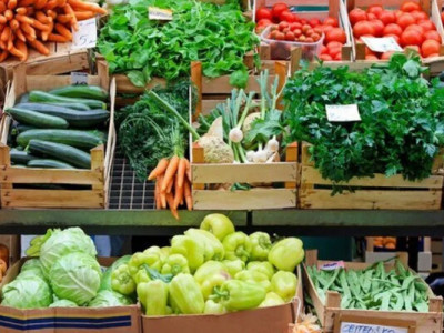 Продукти в Україні: на що ціни ростуть, а що дешевшає