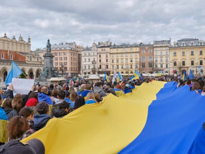 Польща назвала, скільки українських чоловіків 18-22 років вже заїхали в країну