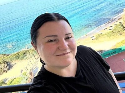 Alyona Alyona виїхала з України