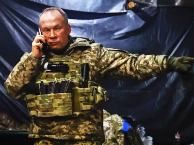 Сирський ухвалив кадрові рішення щодо двох командирів