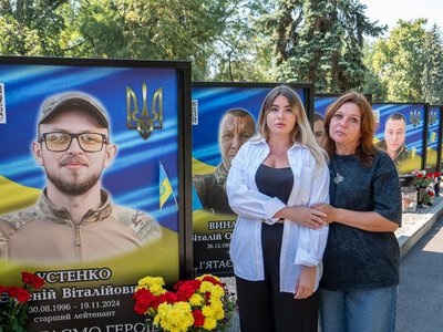 «В пам'ять про Женю хочемо висадити алею», — рідні Євгенія Устенка про те, як змінилося їх життя після його загибелі