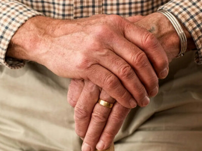 Частина пенсіонерів почне щомісяця отримуватиме надбавку до пенсії: кого стосується та коли варто очікувати 