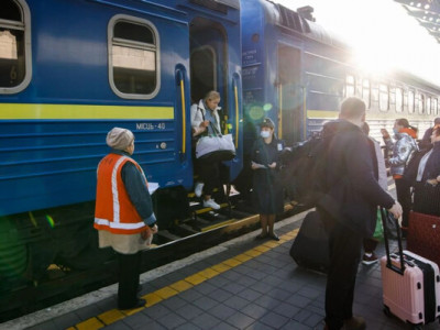 Укрзалізниця попередила про затримку рейсів через пошкодження ворожими обстрілами інфраструктури: подробиці