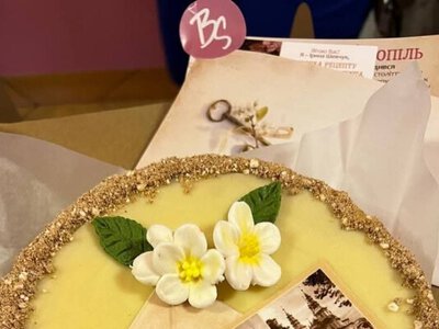 У Тернополя з'явився ще один символ - солодкий і смачний. ФОТО
